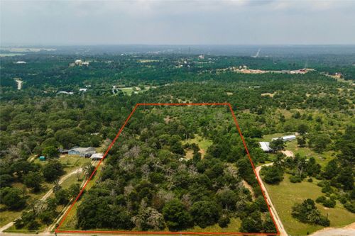 330 Powell Rd, Smithville, TX, 78957-5213 | Card Image