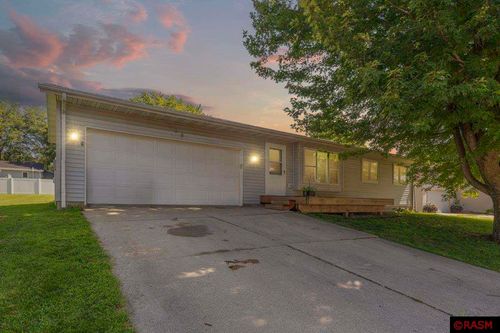 506 Miller Ln, Saint Clair, MN, 56080-2301 | Card Image