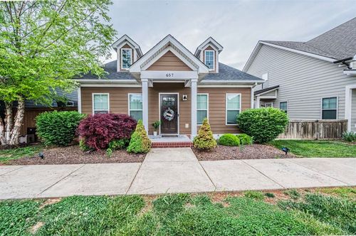 657 Constitution Dr, Bowling Green, KY, 42103-7971 | Card Image