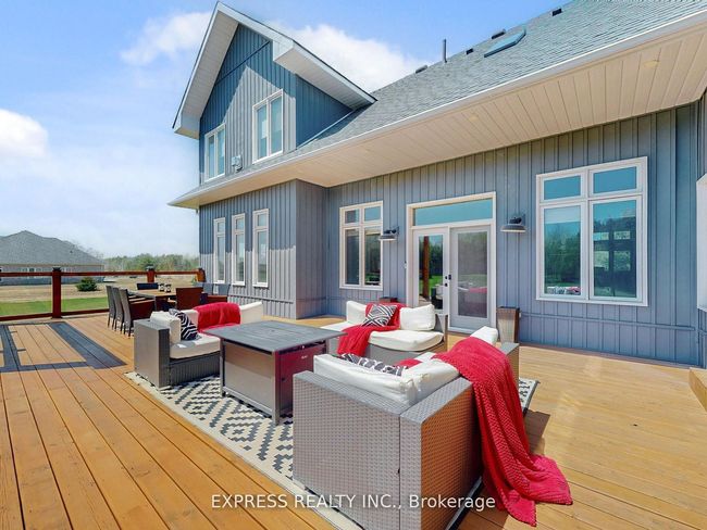 5517 Sideroad 30, House other with 5 bedrooms, 4 bathrooms and 10 parking in Utopia ON | Image 44