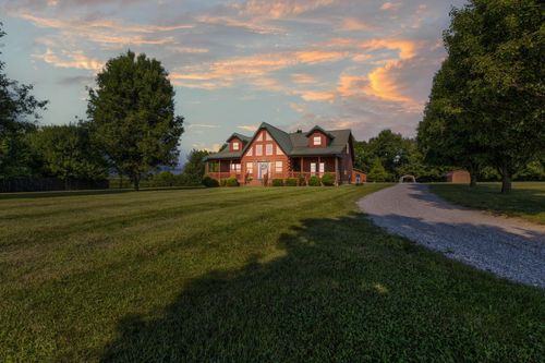 3270 Osborne Rd, Mount Sterling, KY, 40353-9243 | Card Image