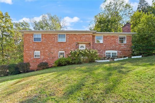 915 Oakland Ct, New Albany, IN, 47150-5420 | Card Image