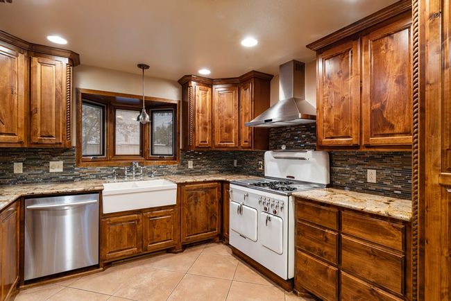 2507 Neill Rd, House other with 3 bedrooms, 2 bathrooms and 3 parking in Big Spring TX | Image 24