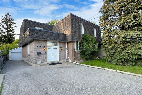 339 Elmwood Ave, Richmond Hill, ON, L4C1L7 | Card Image