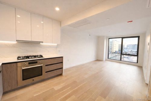 308-14449 Northern Boulevard, New York, NY, 11354 | Card Image