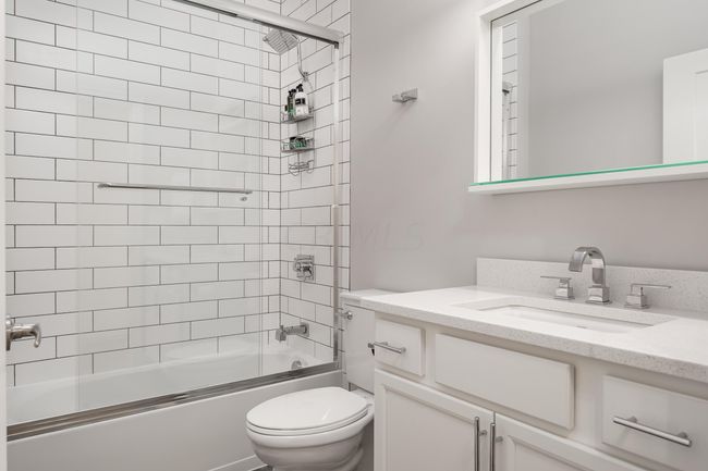 bath #2 | Image 16