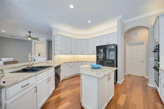 6453 Indigo Bunting Pl, House other with 5 bedrooms, 4 bathrooms and null parking in LAKEWOOD RANCH FL | Image 21