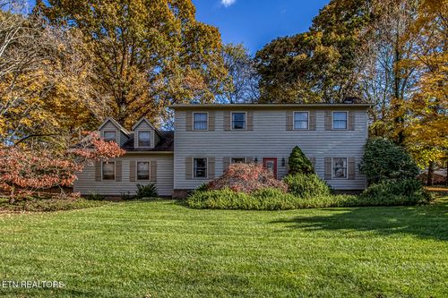 212 Woodland Trace Dr, Knoxville, TN, 37934-1720 | Card Image