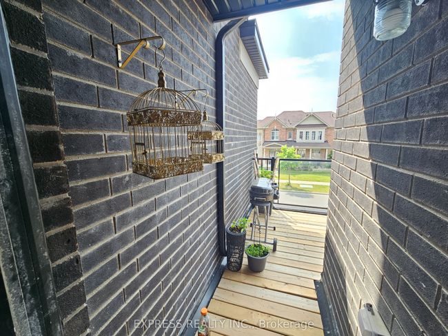279 Moody Dr, House attached with 3 bedrooms, 3 bathrooms and 2 parking in Kleinburg ON | Image 19