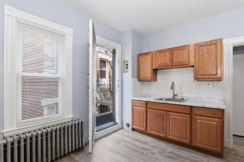 3-3 Moreland St, Boston, MA, 02119-2395 | Card Image