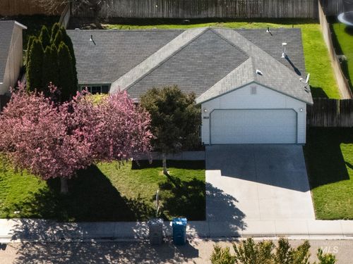 3812 Bismark Ave, Caldwell, ID, 83605-7510 | Card Image