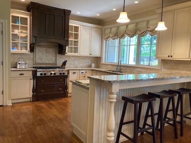 703 N 5 Th Ave, House other with 3 bedrooms, 3 bathrooms and null parking in Ann Arbor MI | Image 6