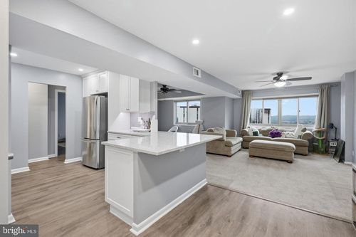 unit-1017-5340 Holmes Run Pkwy, ALEXANDRIA, VA, 22304-2850 | Card Image