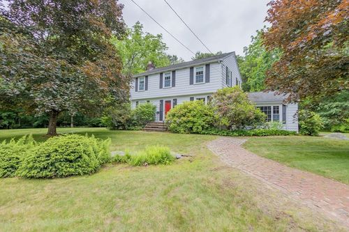 22 Liberty St, Bellingham, MA, 02019-1930 | Card Image