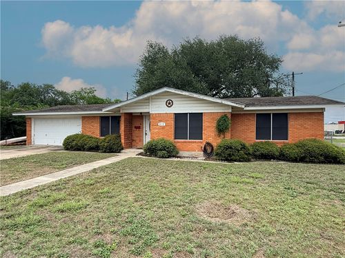 612 Short St, Sinton, TX, 78387-3226 | Card Image