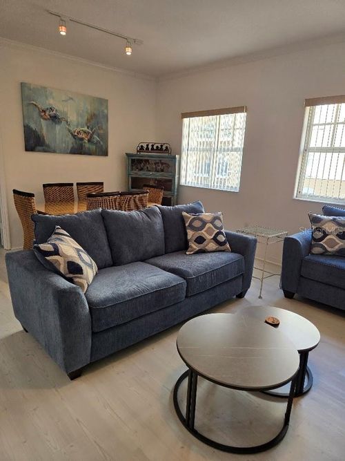 1404-1064 N Tamiami Trl, SARASOTA, FL, 34236-2479 | Card Image