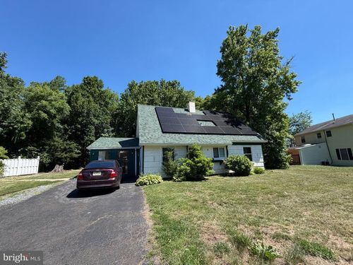5 Pastoral Ln, Willingboro, NJ, 08046-2633 | Card Image