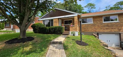 6760 Golfway Drive, Springfield Twp., OH, 45239 | Card Image