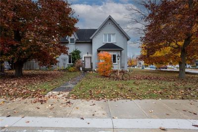 397 Lambton St W, House other with 4 bedrooms, 2 bathrooms and 14 parking in Durham ON | Image 3