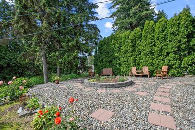 1784 Mary Hill Rd, House other with 4 bedrooms, 2 bathrooms and 6 parking in Port Coquitlam BC | Image 2