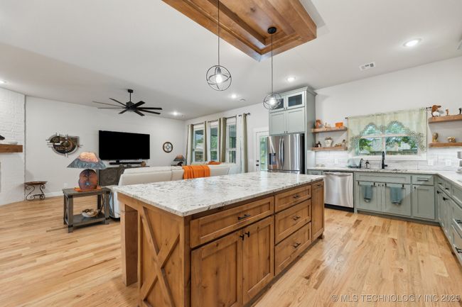 9218 N 141 St East Ave, House other with 3 bedrooms, 2 bathrooms and null parking in Owasso OK | Image 14