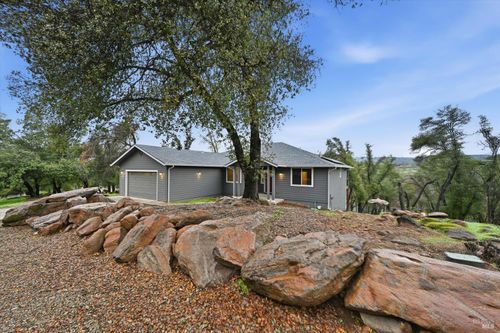 18904 Timber Point Rd, Hidden Valley Lake, CA, 95467 | Card Image