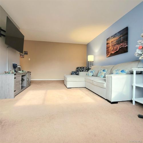 unit-6-355 Route 111, Smithtown, NY, 11787-4744 | Card Image