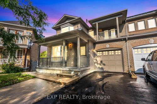 84 Seaside Cir, Brampton, ON, L6R2G8 | Card Image