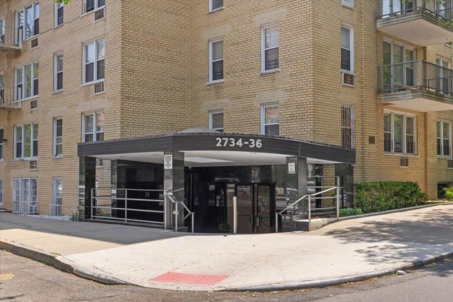 View of apartment building / complex | Image 22
