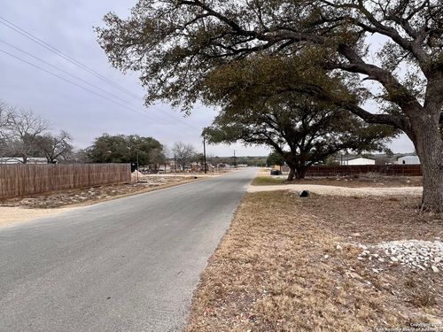 129 Sandy Ridge Dr, Poteet, TX, 78065-4799 | Card Image