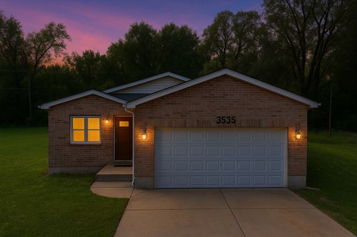 3535 W 137th St, Robbins, IL, 60472-1607 | Card Image