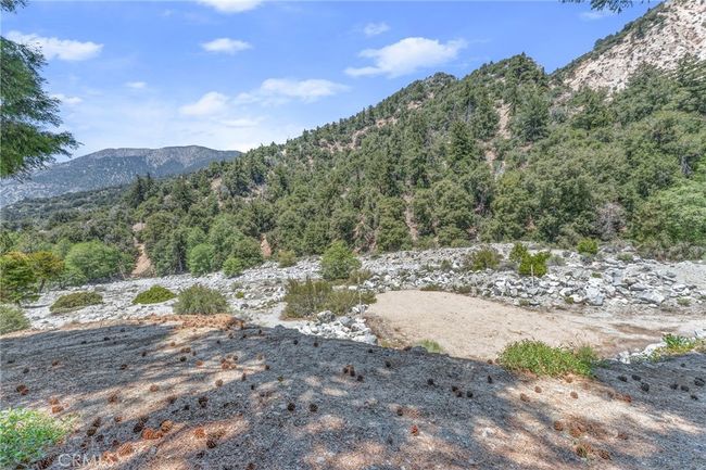 41560 Alder Dr, House other with 2 bedrooms, 3 bathrooms and 2 parking in Forest Falls CA | Image 47