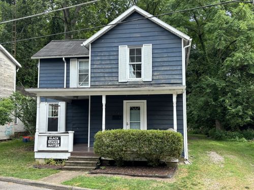 27 Brown Ave, Athens, OH, 45701-2203 | Card Image