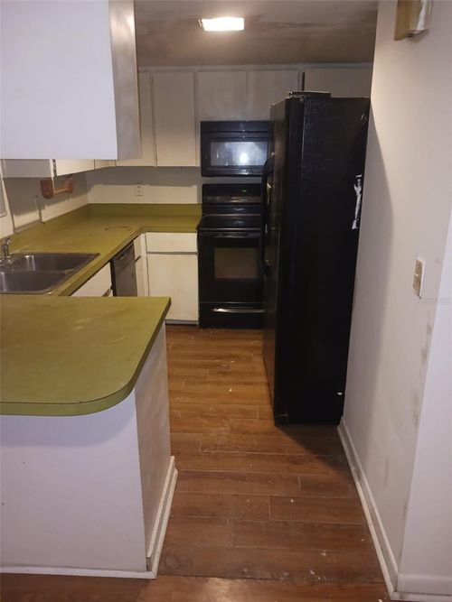 6114 Tuscony Cir, Jacksonville, FL, 32277-2052 | Card Image