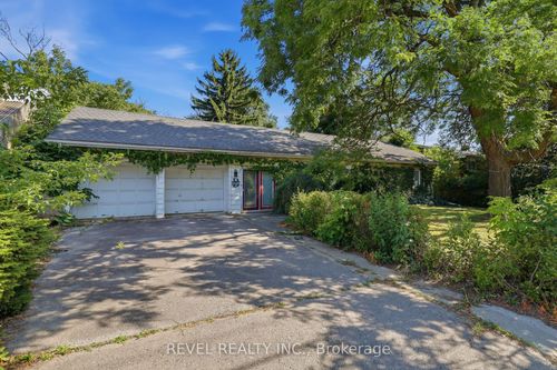 356 Thompson Rd, London, ON, N5Z2Z7 | Card Image