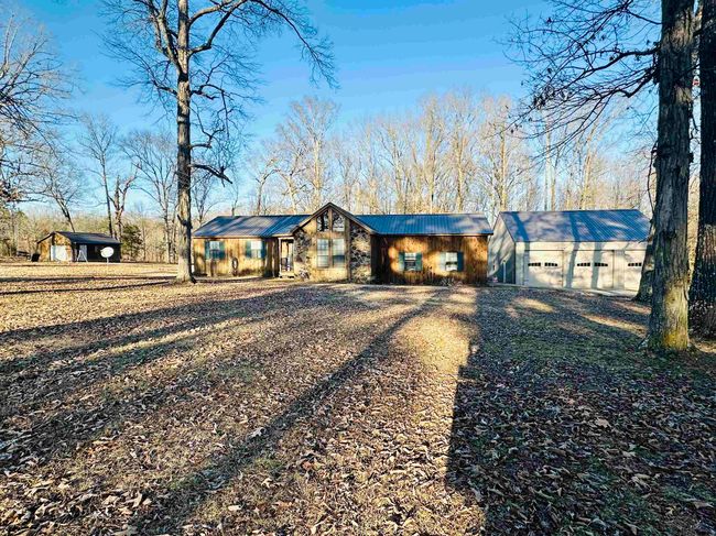 6230 New Hope Rd, House other with 3 bedrooms, 2 bathrooms and null parking in Michie TN | Image 23