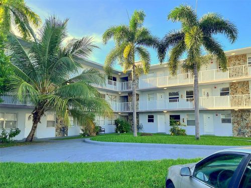 110-7101 Sw 89th Ct, Miami, FL, 33173 | Card Image