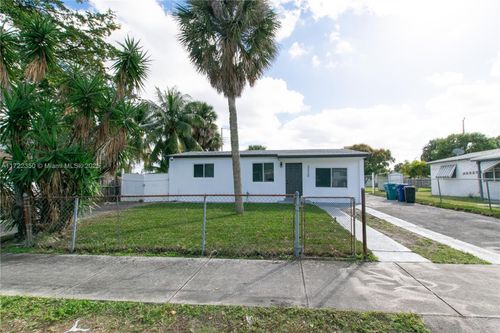 3330 Nw 8th Pl, Lauderhill, FL, 33311-6519 | Card Image