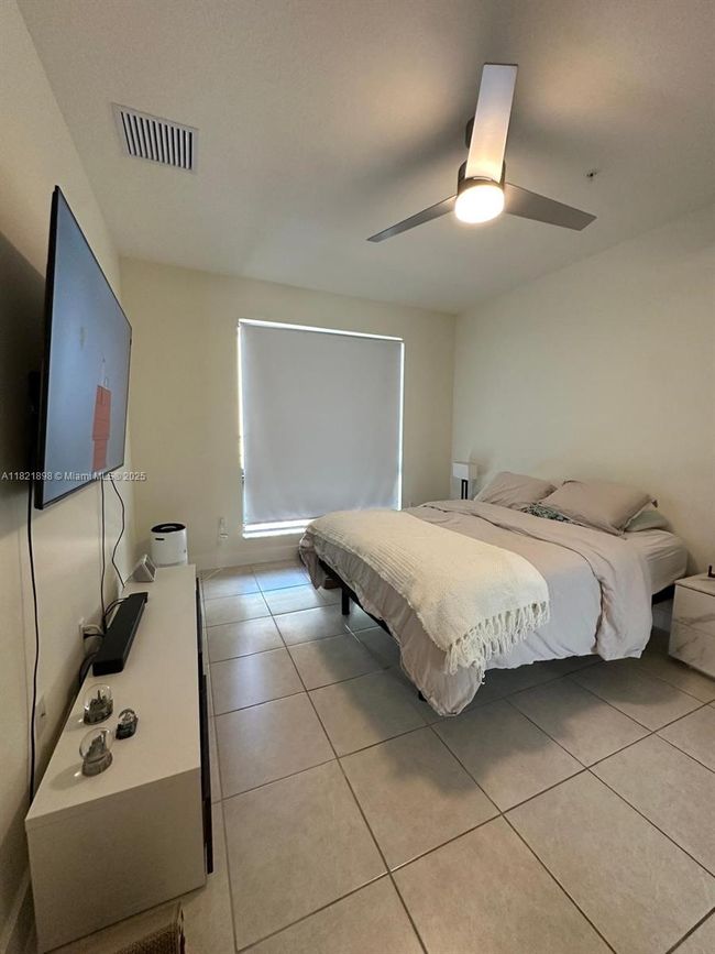 APT-204 - 8301 Nw 41 St St, Condo with 2 bedrooms, 3 bathrooms and null parking in Doral FL | Image 8