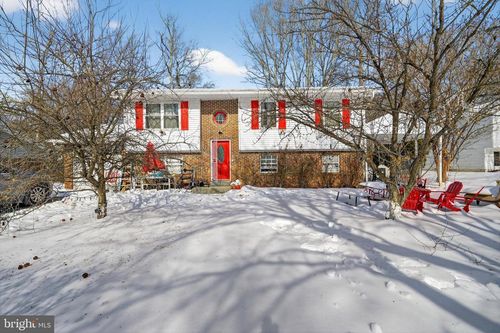 808 Narrowleaf Dr, UPPER MARLBORO, MD, 20774-2382 | Card Image