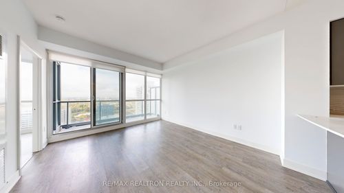 3003-30 Roehampton Ave, Toronto, ON, M4P0B9 | Card Image