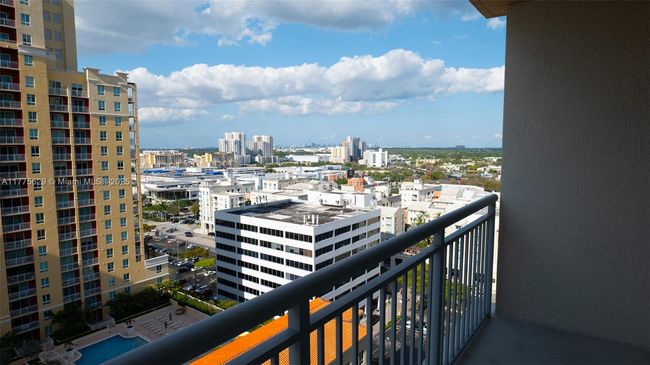 APT-1509 - 9066 Sw 73 Rd Ct, Condo with 2 bedrooms, 2 bathrooms and null parking in Pinecrest FL | Image 25