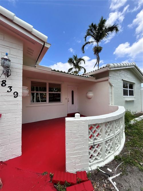 right-839 S Highland Dr, Hollywood, FL, 33021-8208 | Card Image