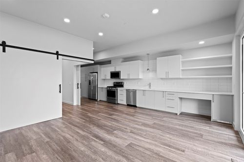 4004 Banister #203 Lane, Austin, TX, 78704 | Card Image