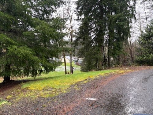 124 Chief Kiona Road, Silver Creek, WA, 98585 | Card Image