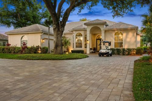 19 N Cayman Isles Blvd, Englewood, FL, 34223-1845 | Card Image