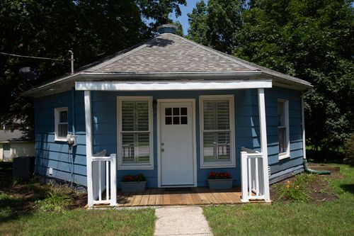 7 E Valparaiso St, Westville, IN, 46391 | Card Image