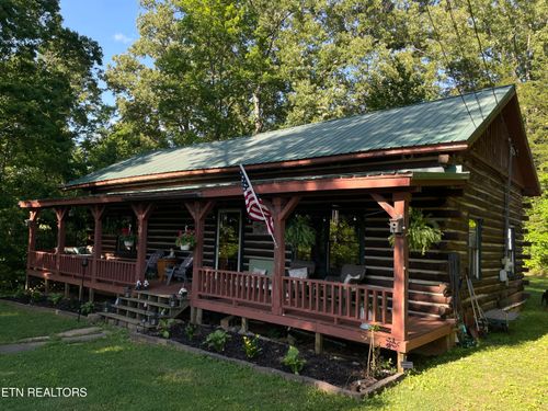 246 Lakeview Est, Tellico Plains, TN, 37385-5352 | Card Image