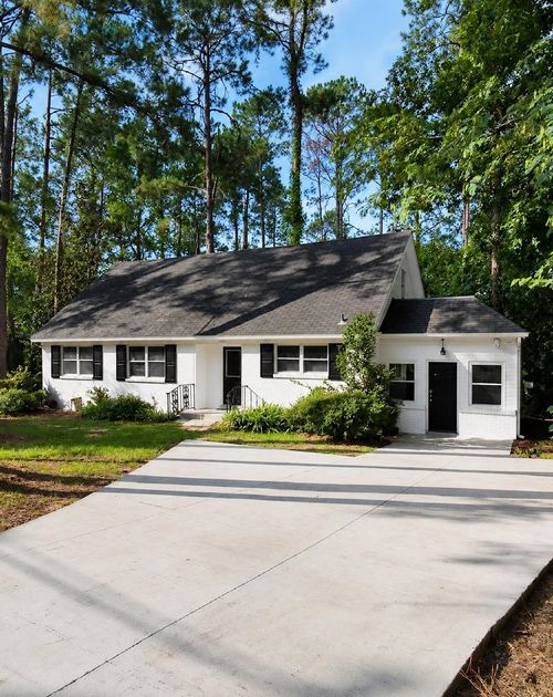 2307 Domingo Dr, TALLAHASSEE, FL, 32304-1310 | Card Image