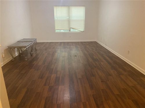 8204 Par Four Way, lithonia, GA, 30038-1853 | Card Image